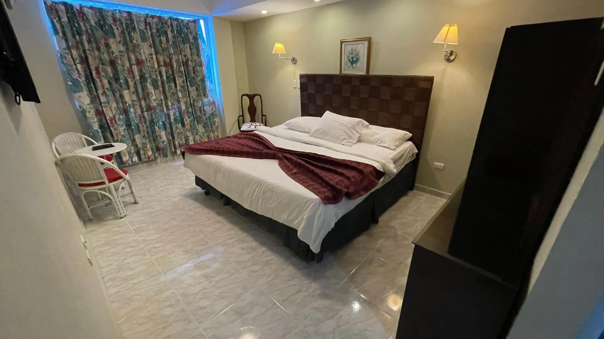 Apartman Real Bella Vista Inn Santo Domingo